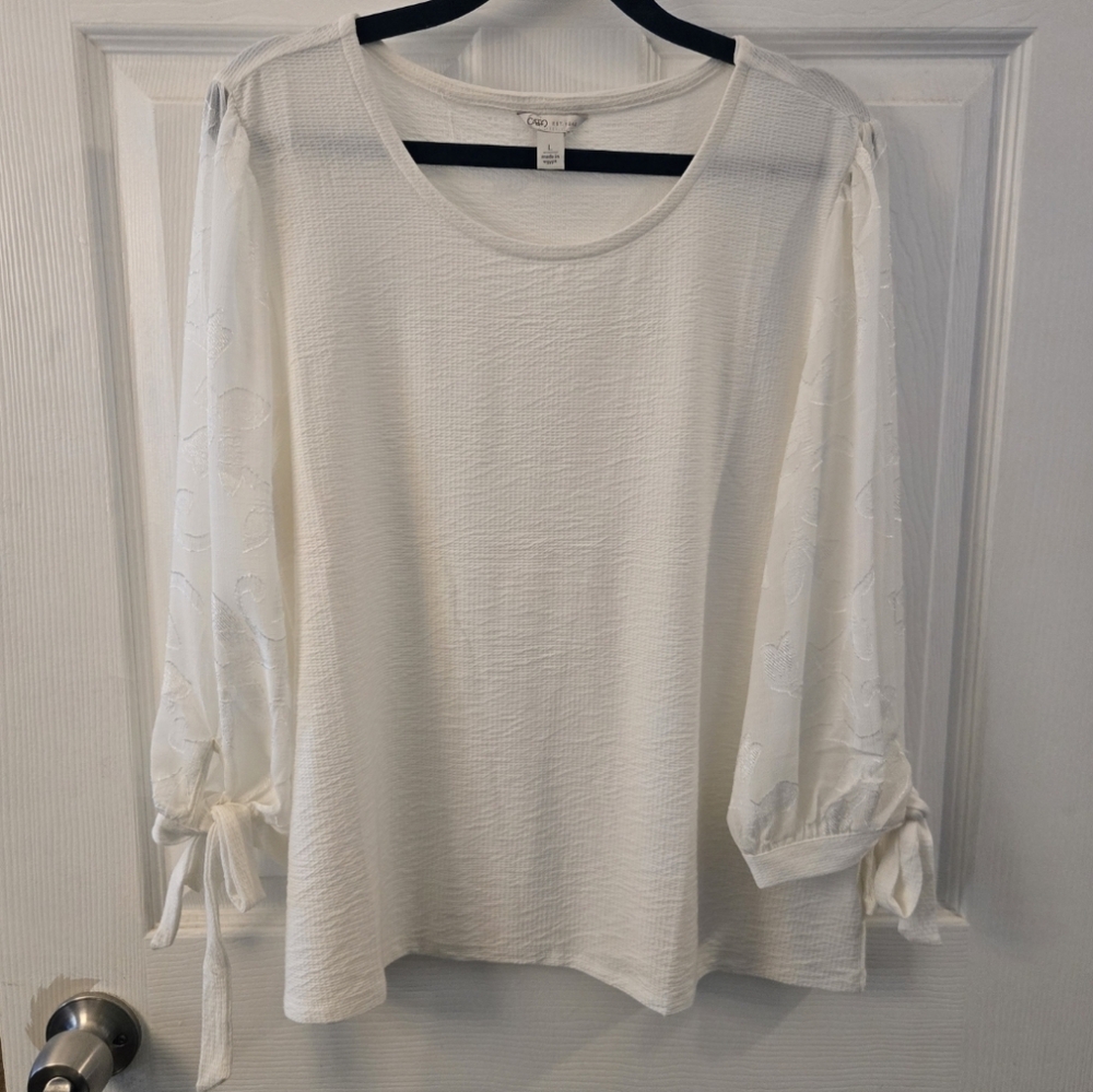 Women's Cream Top